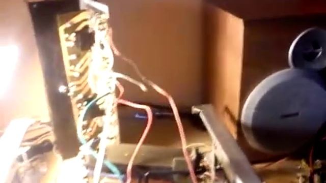AUJ637 150W 4ohm смотреть онлайн