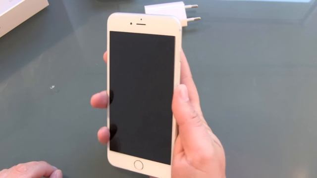Apple iPhone 6 Plus Silver Unboxing and First Impressions смотреть онлайн