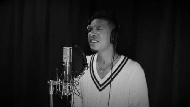 The Black & White Sessions: Stevie Mackey "This Woman's Work" смотреть онлайн