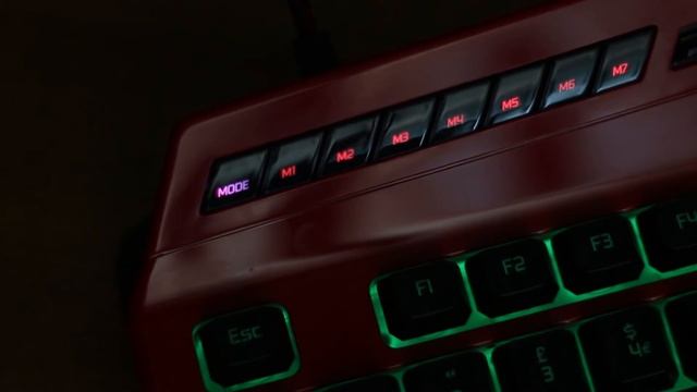 Mad Catz S.T.R.I.K.E.3 Gaming Keyboard Review - Gaming Till Disconnected смотреть онлайн
