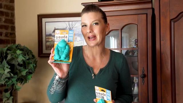 THE TOY LAB - TEST #3 - Arm & Hammer Super Treadz Gorilla Dental Chew смотреть онлайн