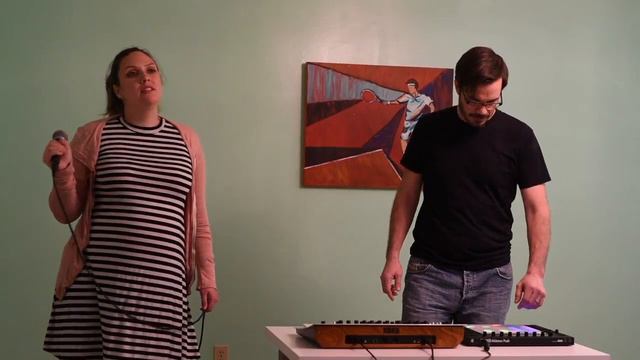 The Oranges - Carol of the Bells смотреть онлайн