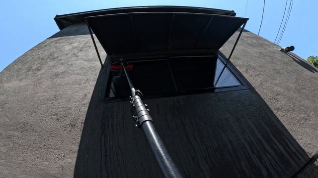 Cleaning Extremely Dirty Third-Story Windows (The Most Satisfying Job Ever) смотреть онлайн