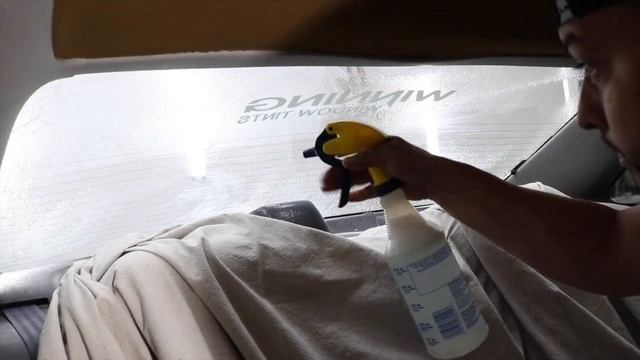 How to Tint a Back Window / Step by Step (winning window tints) смотреть онлайн