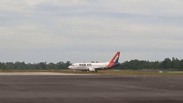 Morning At Iskandar Airport Pangkalan Bun смотреть онлайн