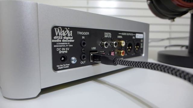NEW! Wadia di122 Desktop DAC/amp смотреть онлайн