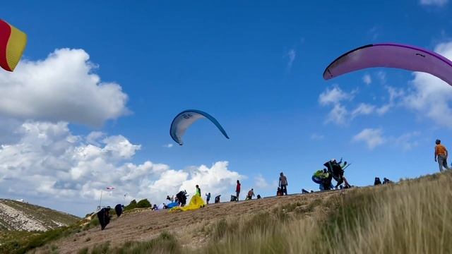 German Paragliding Open Ager 2022 (strong winds & hot ships) смотреть онлайн