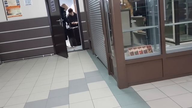 На новый год пропила и проела месячный бюджет смотреть онлайн