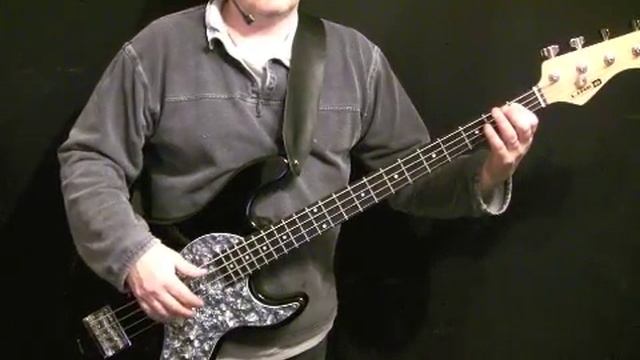 How To Play Bass Guitar - You Make Loving Fun - Fleetwood Mac - John McVie Part 1 смотреть онлайн