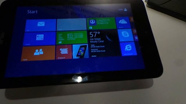 ASUS VivoTab Note 8 tablet bemutató videó | Tech2.hu смотреть онлайн