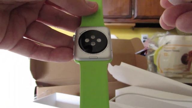 Apple Watch Sport Unboxing - 42MM Green Sport Band смотреть онлайн