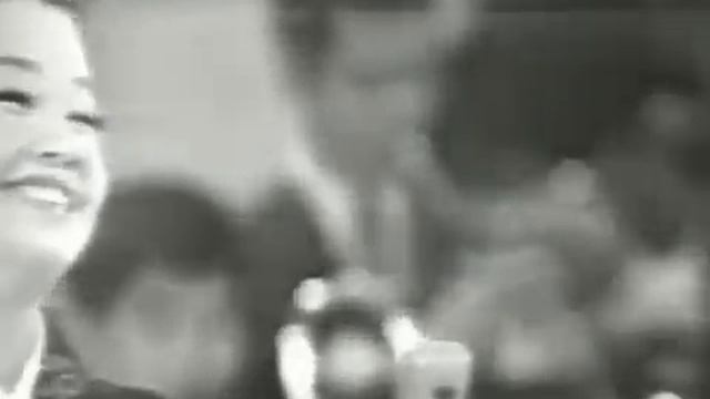 Miyako Harumi Anko Tsubakiwa Koino Hana　アンコ椿は恋の花 смотреть онлайн