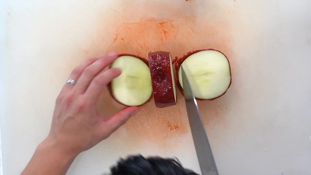 How to Make Chamoy Apple in 5 Minutes! | Hungry Ant смотреть онлайн