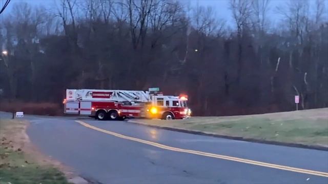 Farmington Police BRAND NEW Dodge Durango Unit Responding With Wail & Yelp To A Stove Fire! смотреть онлайн