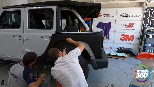 Matte Black Jeep Color Change смотреть онлайн