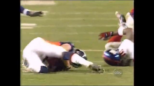 Ed McCaffrey Injury - September 10, 2001 смотреть онлайн