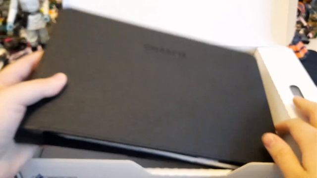 Gigabyte Slate S1082 Tablet PC Unboxing смотреть онлайн