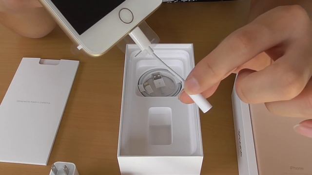 iPhone7 Plusゴールド256GB開封！ смотреть онлайн