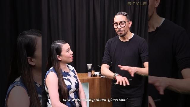 2 easy day/night beauty tutorial with MAC Cosmetics' Romero Jennings смотреть онлайн