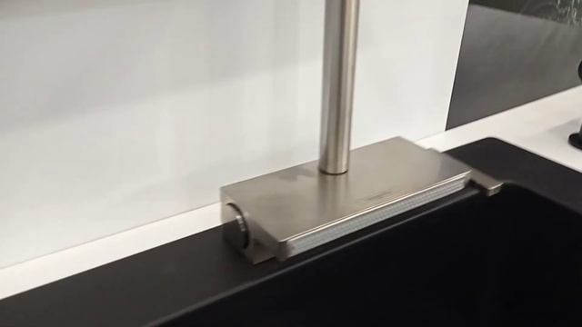 Hansgrohe 73830800 Aquno Select M81 Kithen Mixer 250 Pul Out Spout SBox Stainless Steel Finish