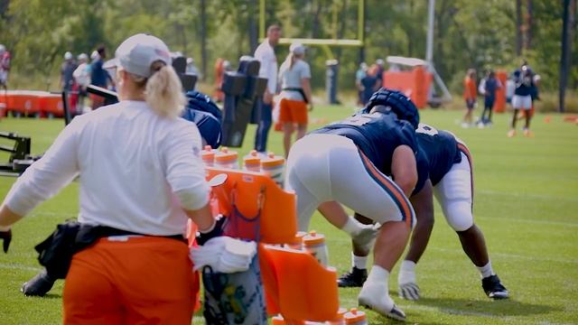 Update: Bears fired up to be in pads, go against the Dolphins | Chicago Bears смотреть онлайн