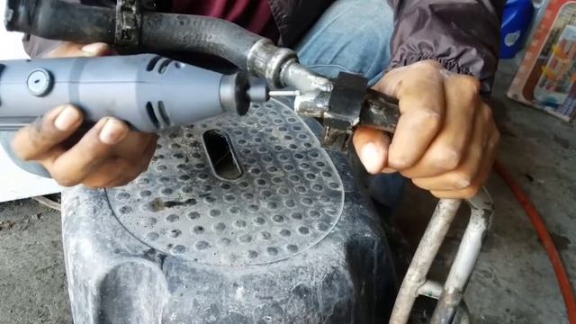 JEEP LIBERTY // REPARANDO MANGUERAS DE CALEFACCIÓN/ANTICONGELANTE CON POCO DINERO смотреть онлайн