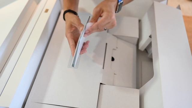 The New 24" iMac Unboxing & First Look - Blue смотреть онлайн