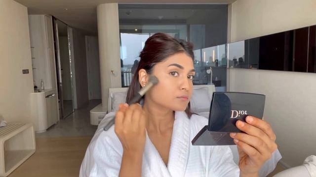 Secret to a flawless base || Full face foundation routine смотреть онлайн