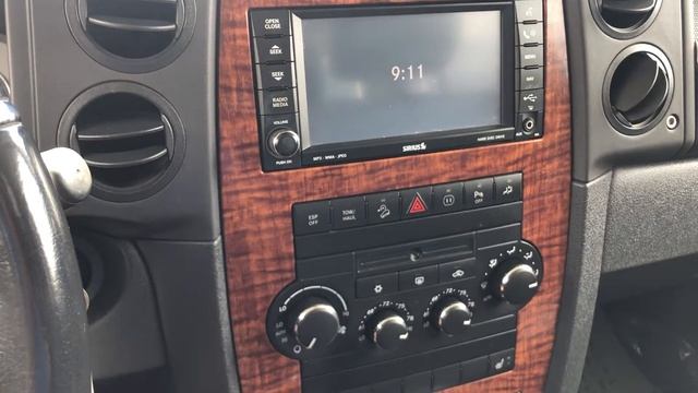 2008 Jeep Commander Ltd 5.7 Hemi смотреть онлайн