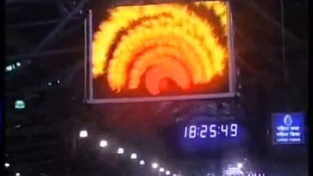 LED VIDEO WALL AT VT STATION.wmv смотреть онлайн