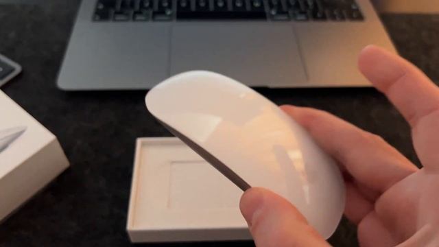 Apple Magic Mouse 3 Unboxing