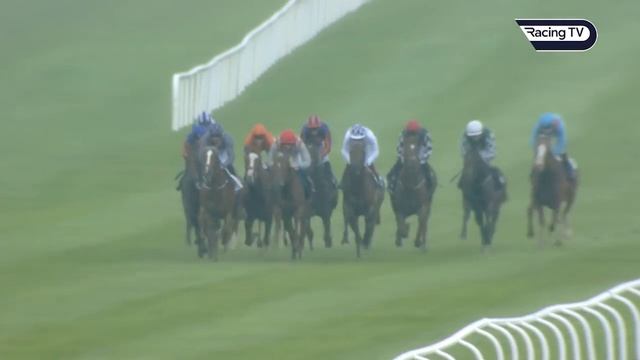MAC SWINEY leads home thrilling Irish 2000 Guineas one-two for Jim Bolger - Racing TV смотреть онлайн