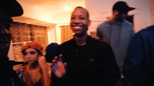 LA HOUSEPARTY w/ Oshi, Electric Mantis, Karlee Grey, Loudpvck, Vindata, Tasty Treat, Robokid смотреть онлайн