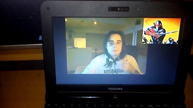 Android X86 on Toshiba NB 250 смотреть онлайн