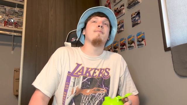 Reviewing golden apple pear gfuel смотреть онлайн