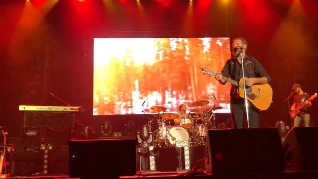 Mac Powell And The Family Reunion: Back Again — Live In MN смотреть онлайн