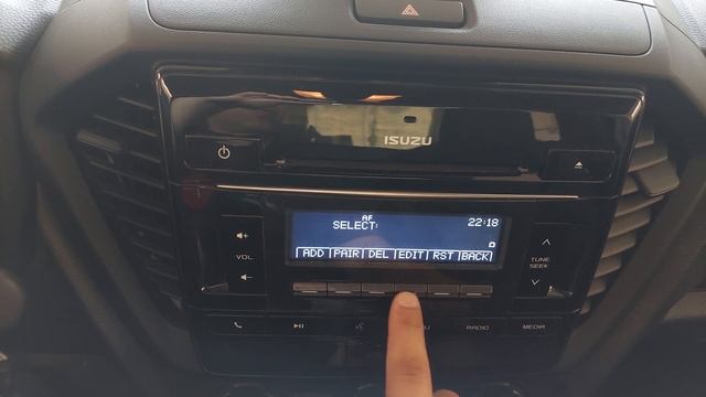 Isuzu Dmax bluetooth pairing смотреть онлайн