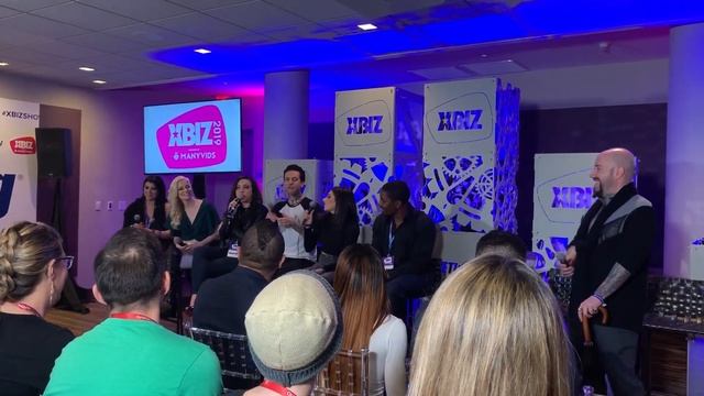 XBIZ Seminar - Romi Rain, Charlotte Stokley, Whitney Write, Small Hands, Darcie Dolce, Isiah Maxwel смотреть онлайн