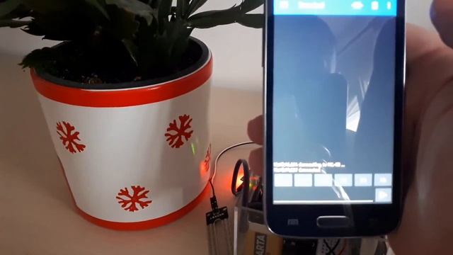 Plant temperature and soil moisture status bluetooth device смотреть онлайн