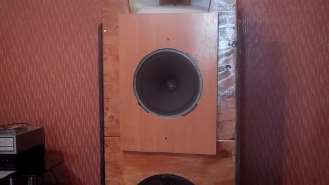 "динамики" смотреть онлайн