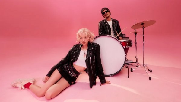 ROSÉ & Bruno Mars - 'APT'