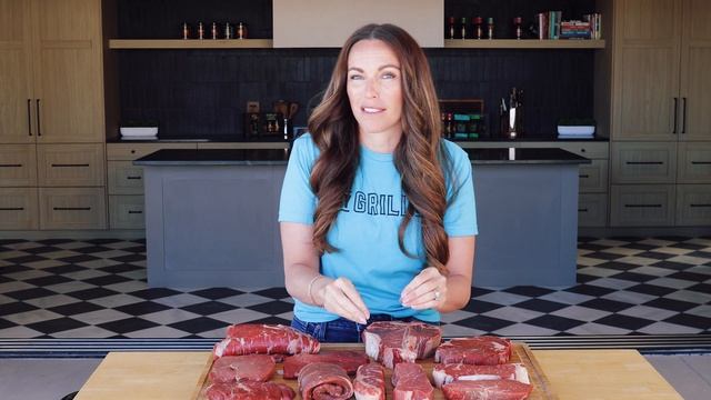 Buying STEAK 101: A Beginners Guide To Buying The Best Steak Cut For Any Occasion смотреть онлайн