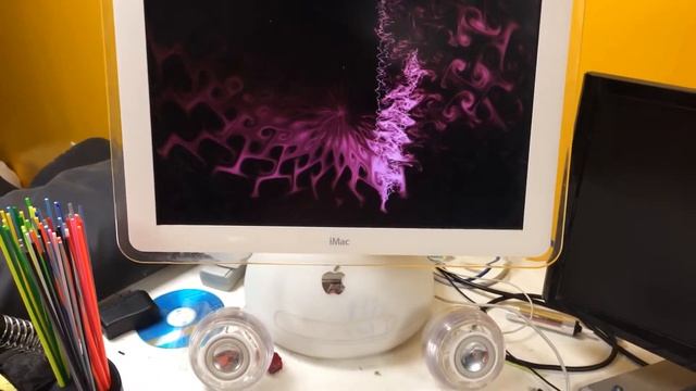 All Star but it’s played on an lampshade iMac with iTunes visualizer and you can hear my dogs bark смотреть онлайн