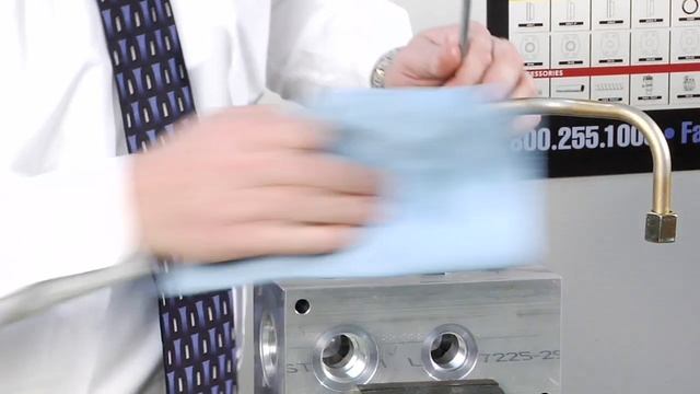 Tompkins University - Steel 37 JIC Adapter Wrench Method Assembly Video смотреть онлайн