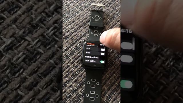 Apple Watch Series 4 - battery charge after 10 mile run смотреть онлайн