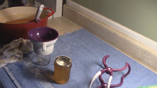 Canning for Newbies: EASY Peach Apple Jelly made from Bottled Juice смотреть онлайн