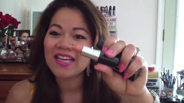 Massive MAC Lip Products Haul! смотреть онлайн
