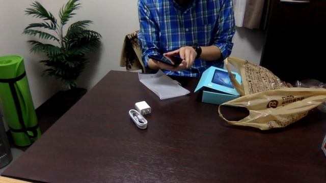 HUAWEI 7インチタブレットWi-Fiモデルの開封 смотреть онлайн