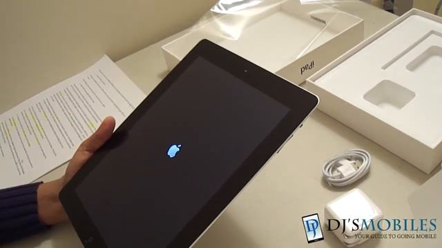 Apple iPad 2 - Unboxing and Hands On смотреть онлайн