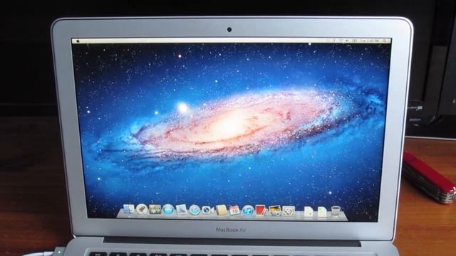  Macbook Air 13.3'' (2012 Ivy Bridge) First Boot! смотреть онлайн